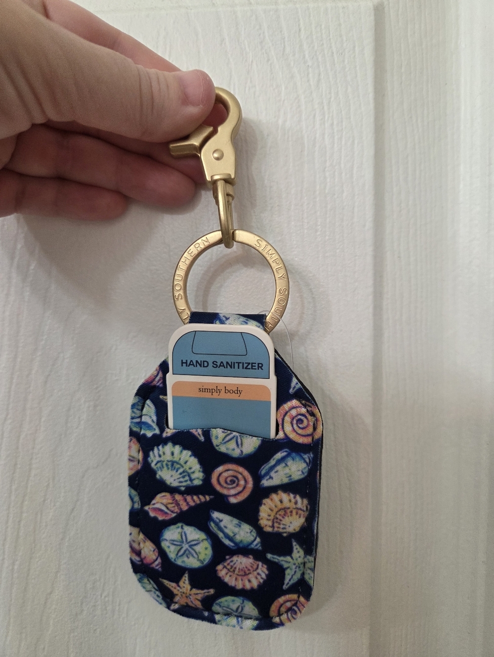 Simply Southern Navy Seashell Clip Hand Sanitizer Holder with Gold Hardware NWT